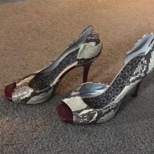 Snake skin Jessica Simpson heels